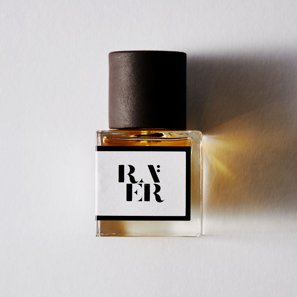 [03] Ambre+Sandalwood